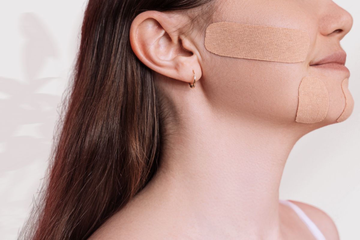 kinesiologisches Taping gegen Falten