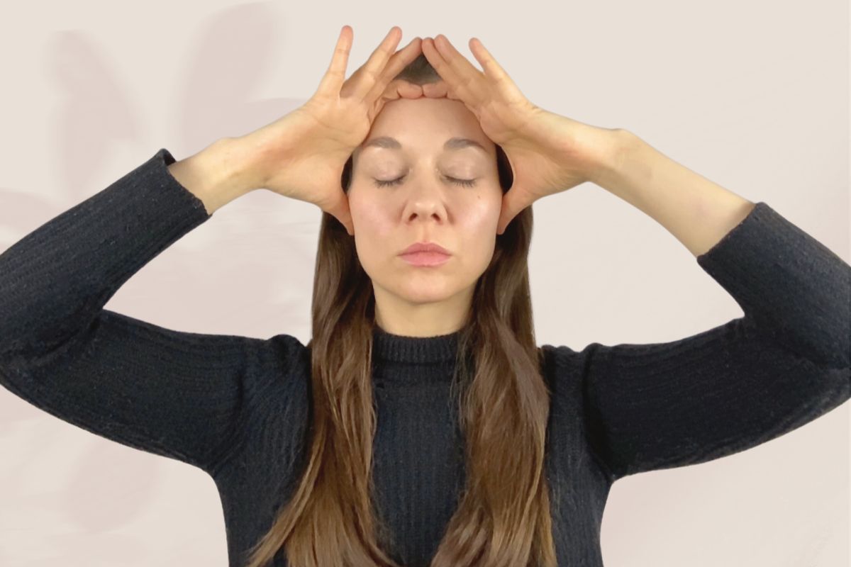 Stirnmuskeln mit Gesichtsyoga entspannen